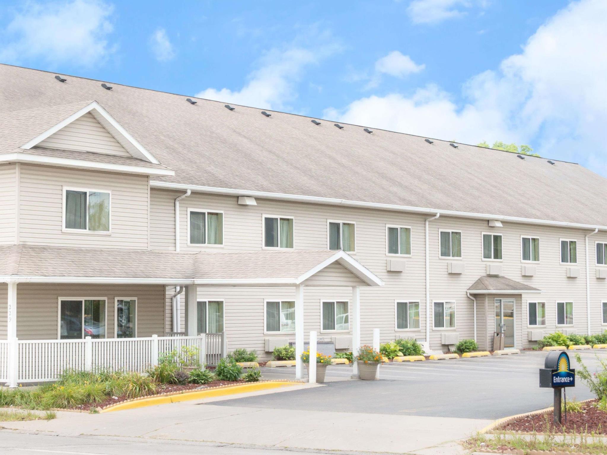 Days Inn By Wyndham Ames Exterior foto